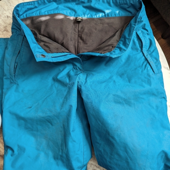 Helly Hansen Women's Blizzard Insulated Ski Pants - Picture 3 of 4